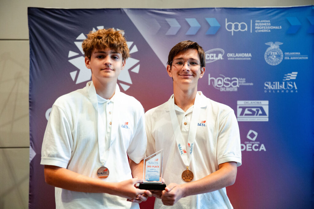 AdditiveManufacturing Earning 3rd place in Additive Manufacturing for secondary students is (L-R) Colter McArthur, Cleveland; Oliver Sorenson, Cleveland.