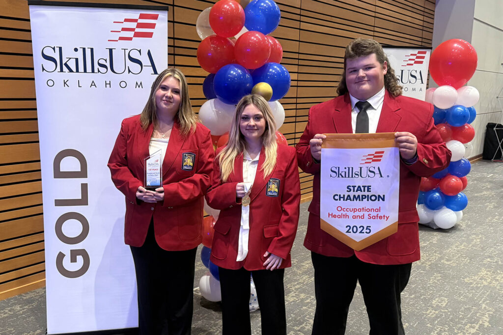 OccupationalHealthSafety Earning 1st place for Occupational Health and Safety-Multiple Sections for secondary students is (L-R) Keylee Powell, Mannford; Emilee Stephenson, Mannford; Billy Combs, Cushing.