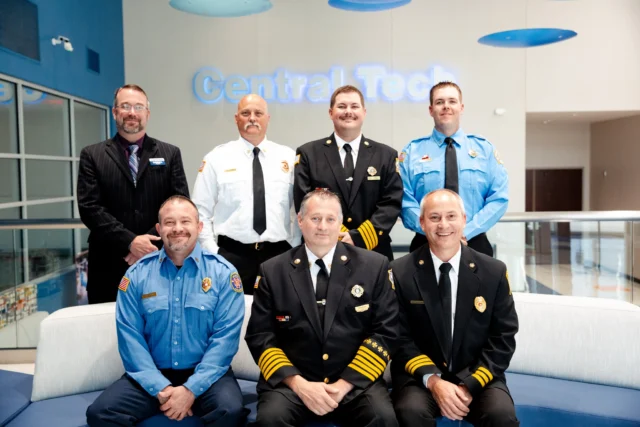 Huge thanks to the local firefighters that helped teach our Firefighter I Academy 👨‍🚒

Back Row (L-R): Randall Fisher, Central Tech; Fire Chief Matt Staiger, Kellyville; Assistant Chief Matt Laffoon, Olive; Captain Zach Collins, Olive.
Front Row (L-R): Driver/Pumper Wade Snelling, Bristow Fire Department; Chief Jason Dobson, Olive Volunteer Fire Department; 
Fire Chief Chad Blankenship, Kiefer;
Not Pictured Firefighter Richard Beaty, Freedom Hill Fire Department